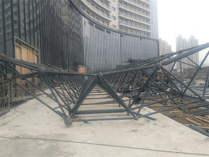 调兵山万豪酒店雨棚网架